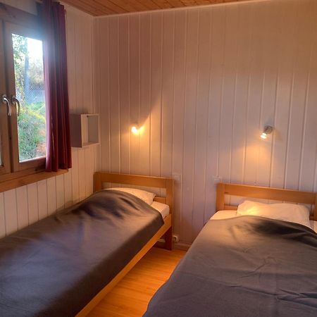 Camping Familial Paisible Avec Piscine, Mobil Home , Chalet, Studio & Emplacement Nue Casties-Labrande Екстериор снимка